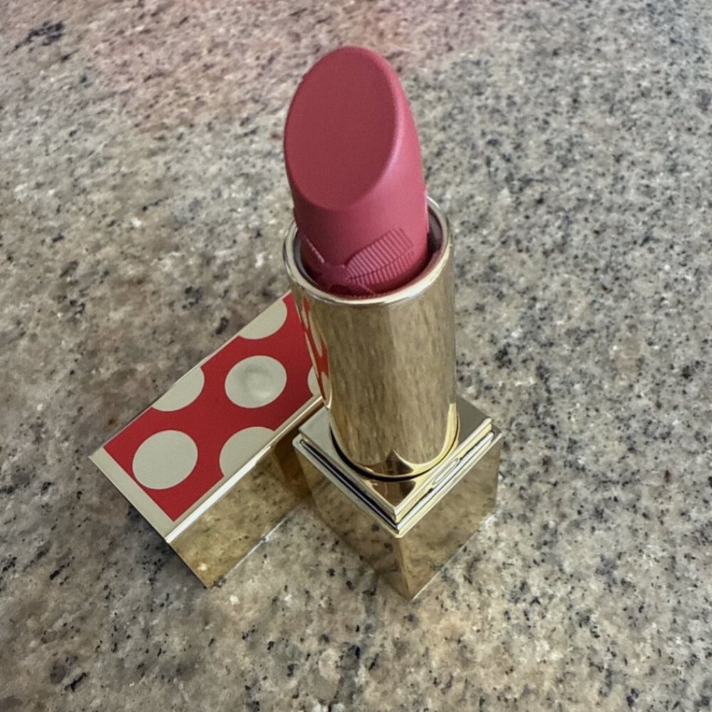 HOLIDAY Estee Lauder Lipstick Limited Edition VELVET RIBBON Creme Full-Size NWOB